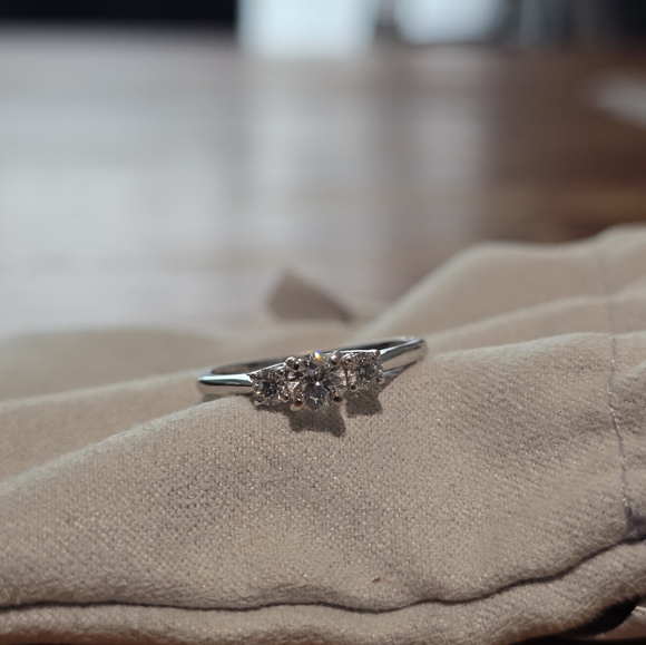 14k White Gold 3 Stone Women's Diamond Ring - Picture 2 of 8